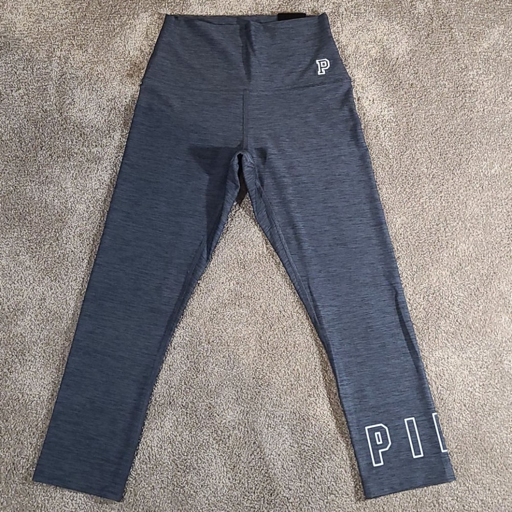 NEW! Womens XS Victoria Secret PINK Cropped Grey Leggings